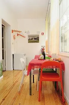 Albergue Lisboa Central Hostel *