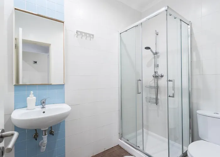 Albergue Lisboa Central Hostel *