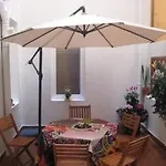 Albergue Lisboa Central Hostel *
