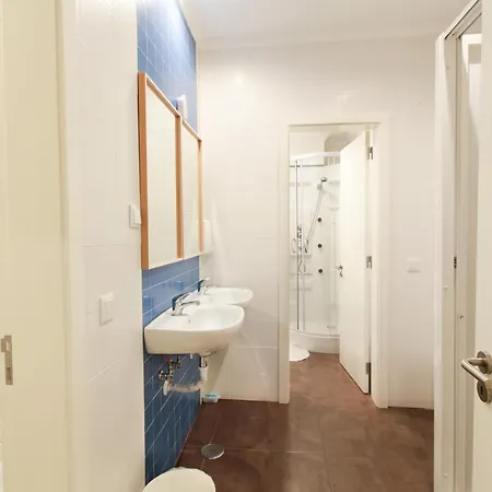 Lisboa Central Hostel *