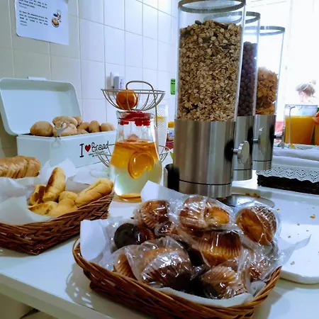 Vandrerhjem Lisboa Central Hostel *