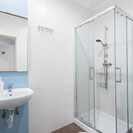 Albergue Lisboa Central Hostel *