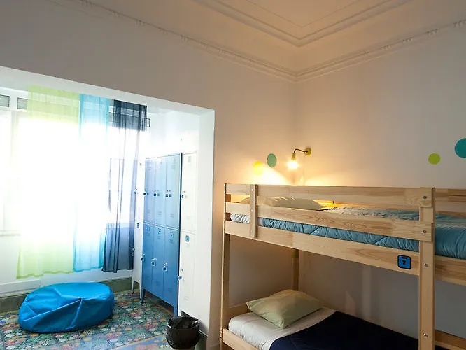 Хостел Lisboa Central Hostel Лиссабон