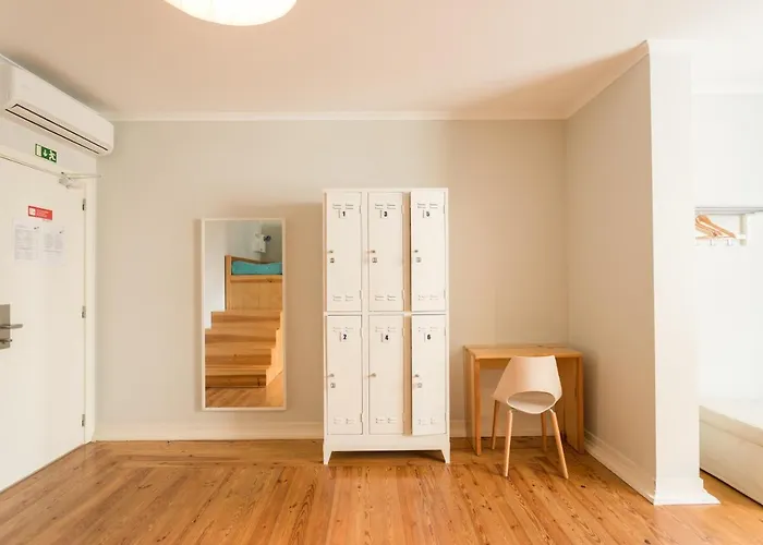 Хостел Lisboa Central Hostel *